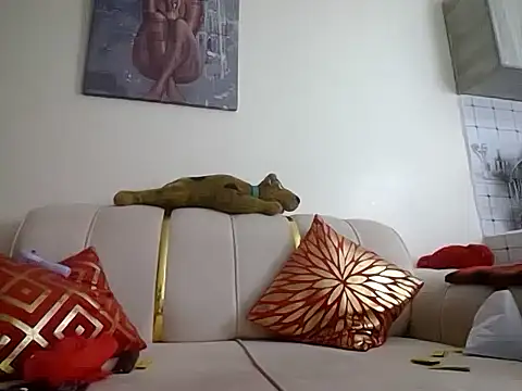 hoely grail01 online show from 03.16.26