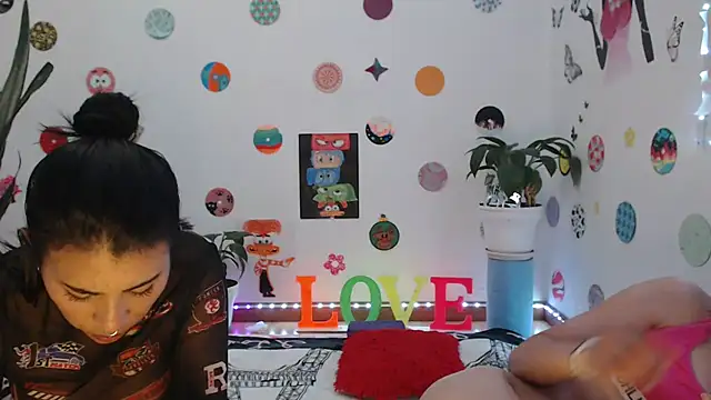 Yaumiko online show from 01.10.25