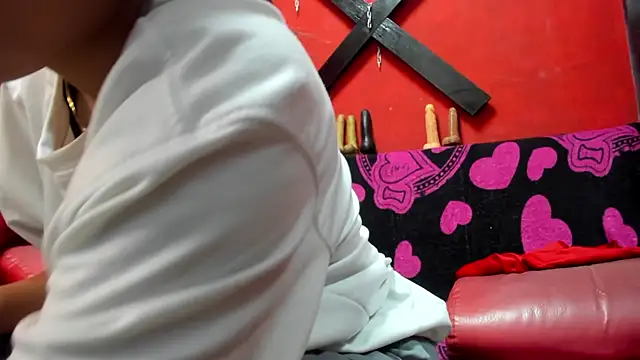 Yaumiko online show from 10.23.25