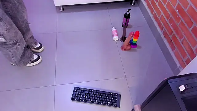 malu horny 69 online show from 06.23.26