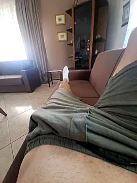 Snapshot of Giannis1990_ chatting on 09.21.25 Giannis1990 online show from 09.21.25