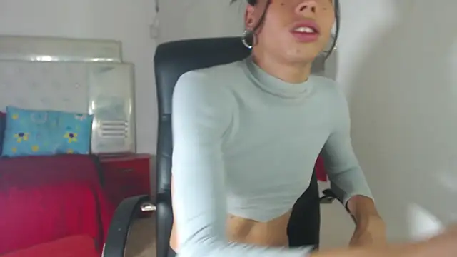 Snapshot of Loremhotsex chatting on 02.07.25 Loremhotsex online show from 02.07.25