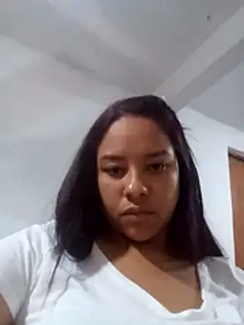 Snapshot of EAAM1 chatting on 10.25.25 EAAM1 online show from 10.25.25