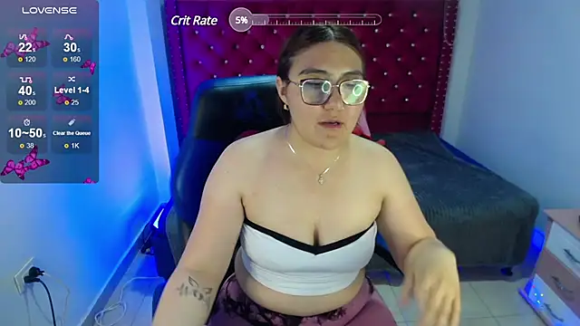 Snapshot of conniejames_m chatting on 03.01.25 conniejames m online show from 03.01.25