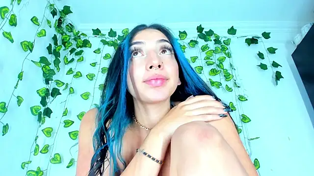 SaturnooStonee online show from 12.10.24