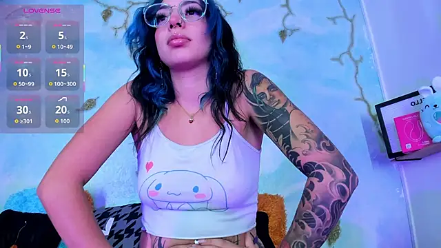 SaturnooStonee online show from 04.30.26