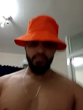 luismanuel 1998 online show from 11.13.25