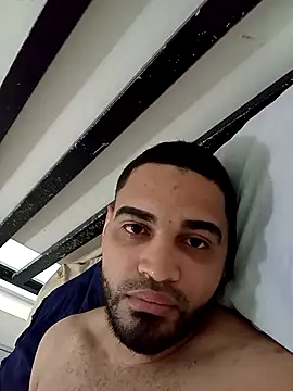 luismanuel 1998 online show from 12.04.25