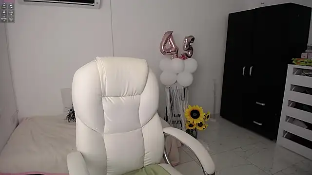 ana milf online show from 01.26.25