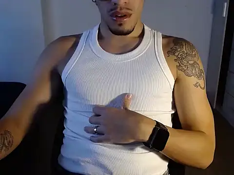 Snapshot of BigDragonBoy chatting on 01.15.26 BigDragonBoy online show from 01.15.26