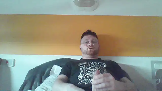 Snapshot of HotGinger9393 chatting on 03.12.26 HotGinger9393 online show from 03.12.26