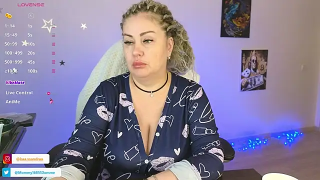 misskaassandraa online show from 01.28.25