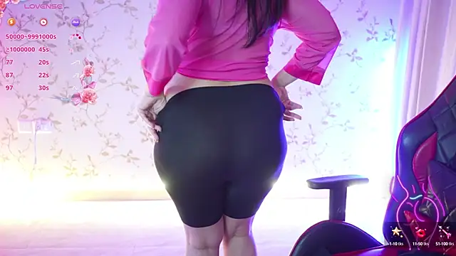 Snapshot of only_aleesha chatting on 03.01.25 only aleesha online show from 03.01.25