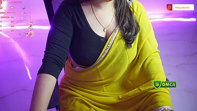 Snapshot of only_aleesha chatting on 11.03.25 only aleesha online show from 11.03.25