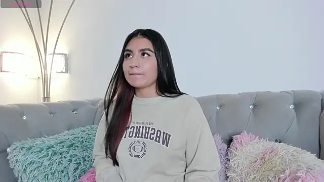 Zayda 1 online show from 01.13.25