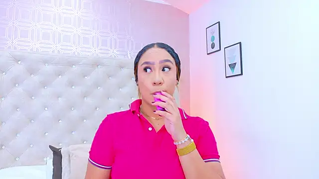 Sara Desire online show from 02.25.26