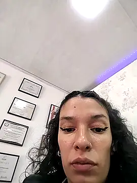 Snapshot of rebekka_simpson chatting on 02.14.25 rebekka simpson online show from 02.14.25