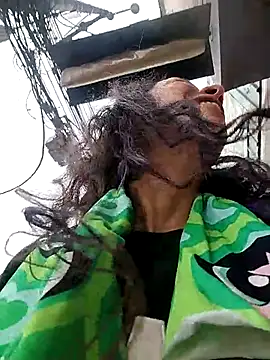 rebekka simpson online show from 01.12.26