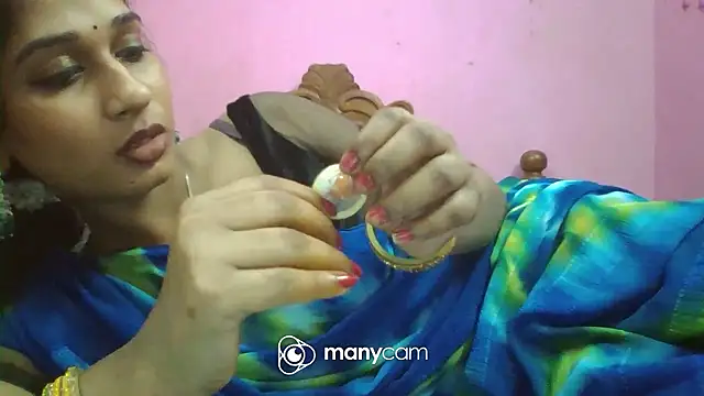 Snapshot of sanjusanjana3 chatting on 01.15.26 sanjusanjana3 online show from 01.15.26