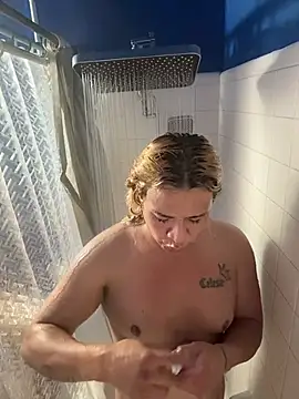 allissonw13 online show from 12.05.25