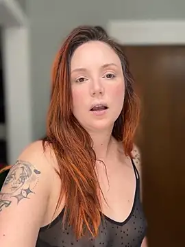 Snapshot of Blaze_Baby chatting on 10.16.25 Blaze Baby online show from 10.16.25