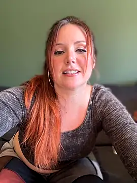 Snapshot of Blaze_Baby chatting on 10.21.25 Blaze Baby online show from 10.21.25