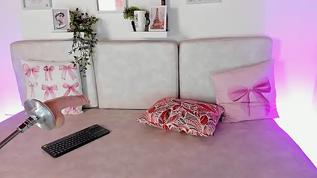 Malka Burning online show from 03.11.25