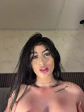 SOPHICARTERS online show from 04.29.26