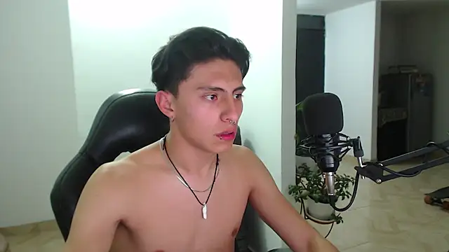 Snapshot of jay_dimarco2 chatting on 09.12.25 jay dimarco2 online show from 09.12.25