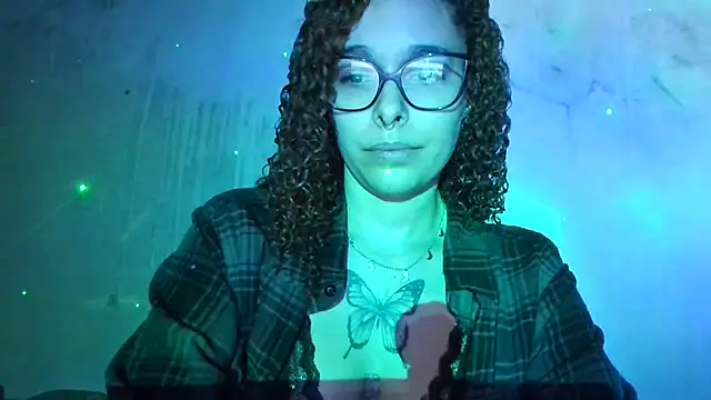 Snapshot of lizza_monroe chatting on 09.10.25 lizza monroe online show from 09.10.25