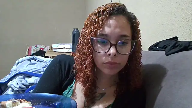 Snapshot of lizza_monroe chatting on 10.15.25 lizza monroe online show from 10.15.25