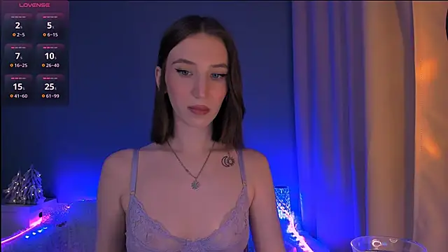 ellaamber online show from 12.25.24