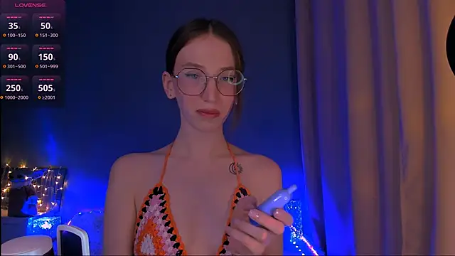 ellaamber online show from 02.22.25