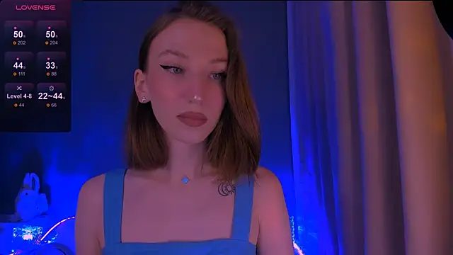 ellaamber online show from 11.28.25