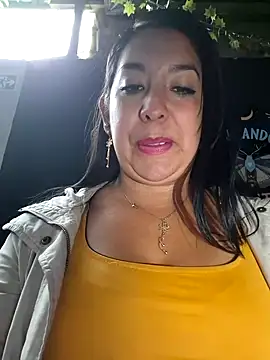 Bella keny online show from 02.11.25