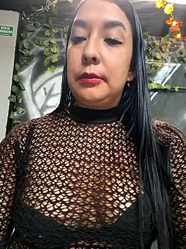 Bella keny online show from 12.15.25