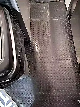 Snapshot of A_man_in_public chatting on 01.17.26 A man in public online show from 01.17.26