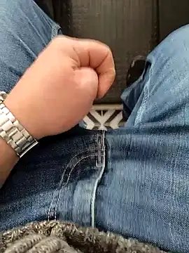 Snapshot of A_man_in_public chatting on 03.01.26 A man in public online show from 03.01.26