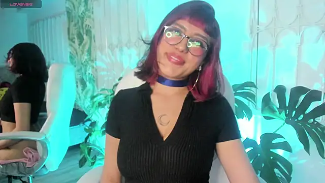 cute hollywood online show from 09.25.25