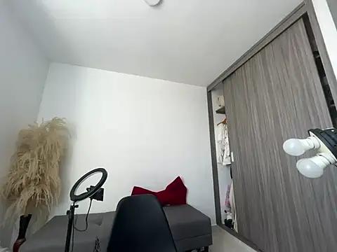 dakota le online show from 06.24.26
