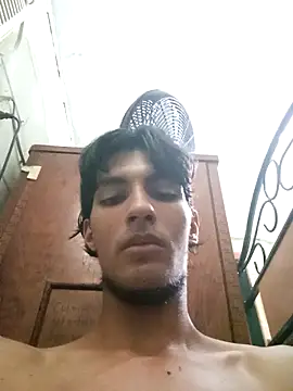 freddywwm online show from 10.04.25