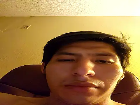 Snapshot of Jonathan100pre chatting on 11.23.25 Jonathan100pre online show from 11.23.25