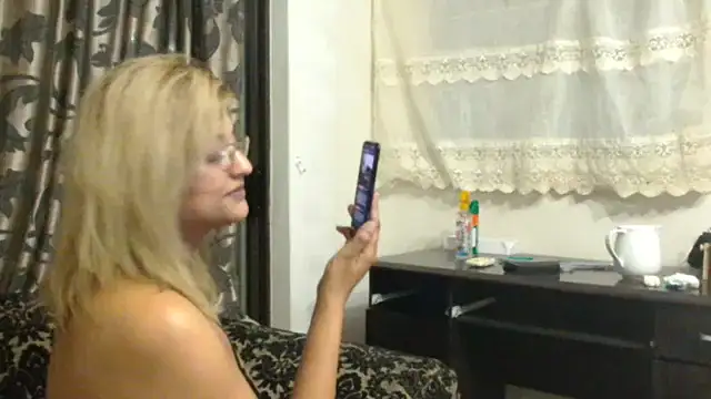 Snapshot of karmicQueen669 chatting on 02.10.25 karmicQueen669 online show from 02.10.25