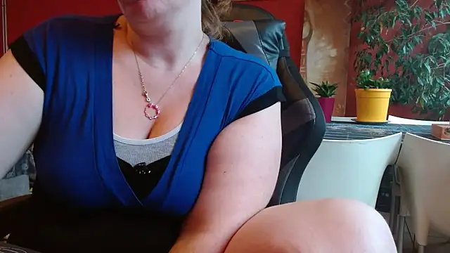 cruellaculdenfer67 online show from 11.10.25