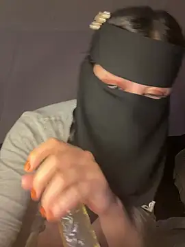 Snapshot of Jumanaa chatting on 02.15.26 Jumanaa online show from 02.15.26