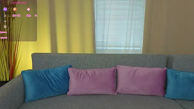 MilaDreamer online show from 10.02.25