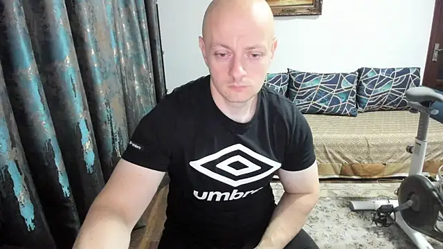 xxxWildxThoughtsxxx online show from 10.15.25