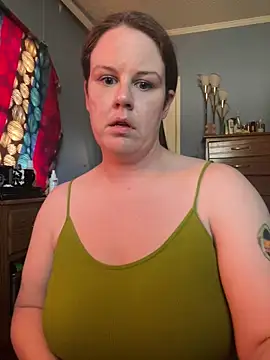 Snapshot of velvetta_ chatting on 02.13.26 velvetta online show from 02.13.26