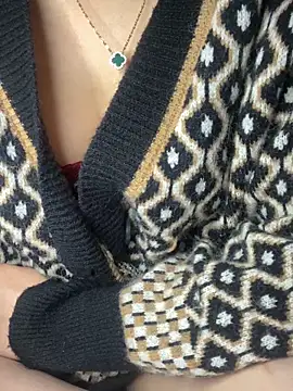 Snapshot of Julibeng chatting on 01.17.25 Julibeng online show from 01.17.25