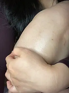 Snapshot of Julibeng chatting on 01.19.25 Julibeng online show from 01.19.25